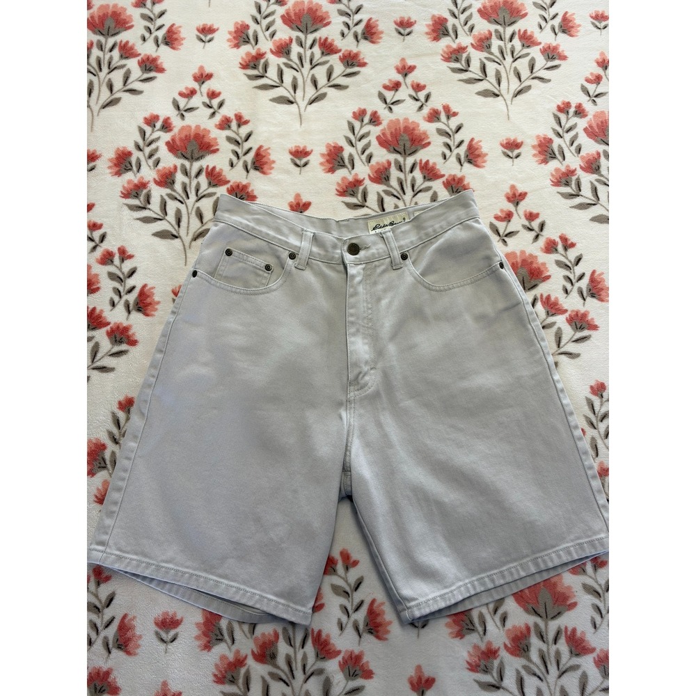 Eddie Bauer Womens 10 Light Gray Loose Fit Denim Shorts High Rise Cotton 52709